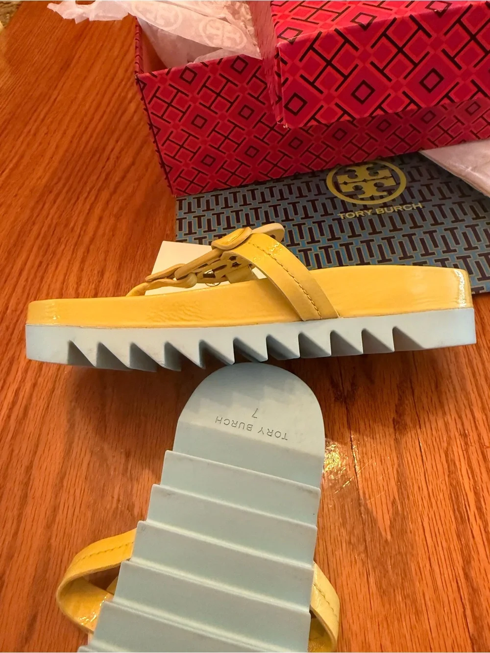 Tory Burch Miller Cloud Lug Patent Sandals Zesty Lime Size 7